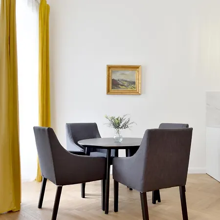 S Balkónom Apartman Trenčín