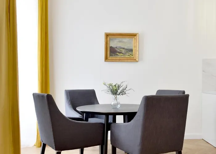 S Balkónom Apartamento Trenčín