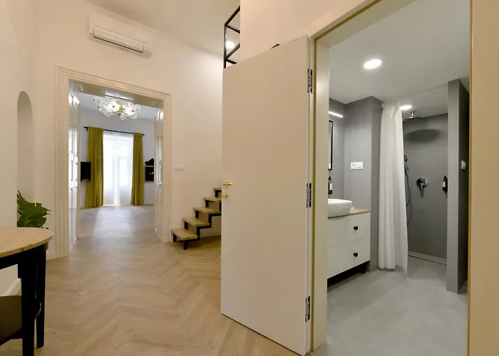 Apartamento S Balkónom *